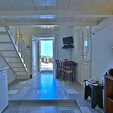 Cori Rigas 4* Fira (Santorini)