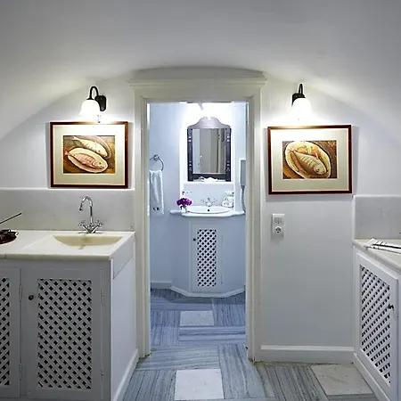 Cori Rigas Aparthotel 4*