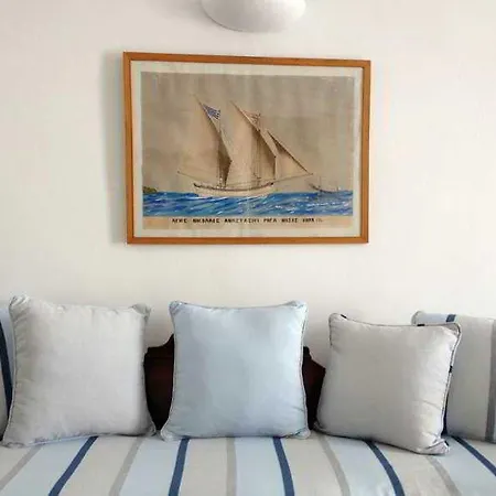 Cori Rigas 4*