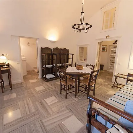 Cori Rigas Apartmanhotel