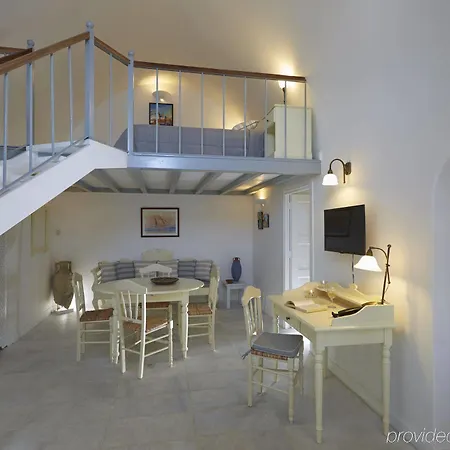 Cori Rigas Aparthotel 4*