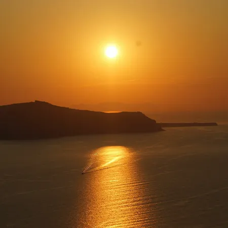 Aparthotel Cori Rigas Fira (Santorini)
