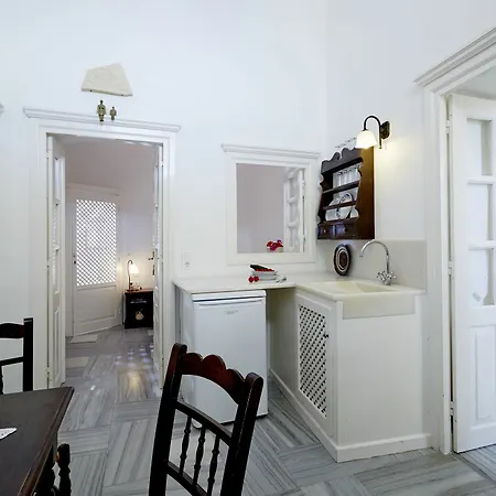 Cori Rigas Aparthotel 4*