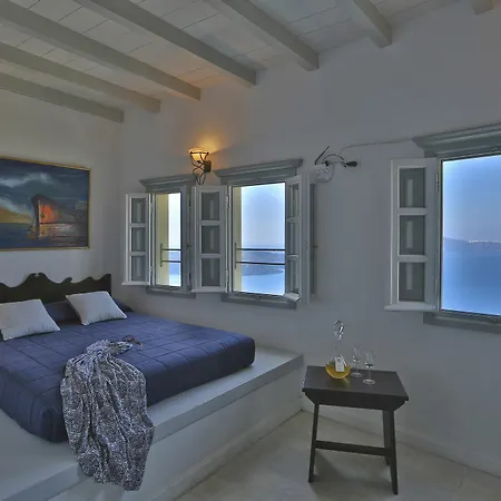 Cori Rigas 4* Fira (Santorini)