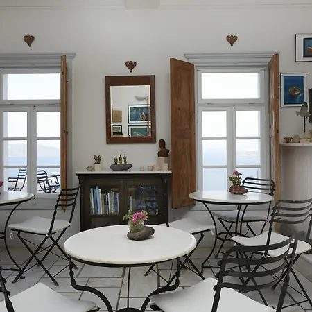 Cori Rigas 4* Fira (Santorini)