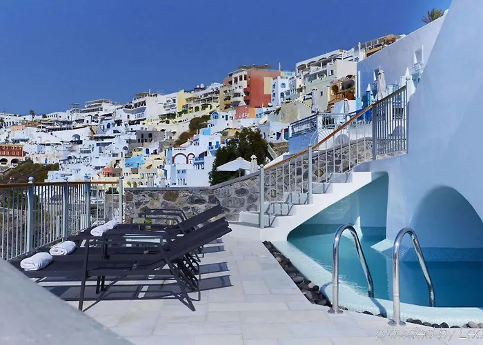 Cori Rigas 4* Fira (Santorini)