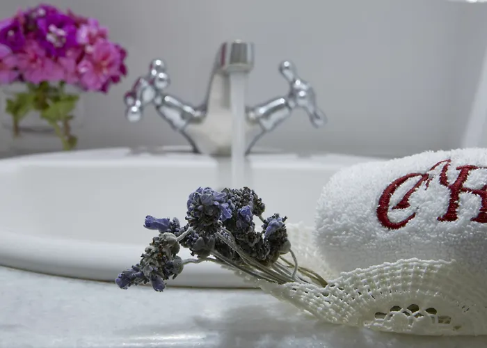 Cori Rigas Aparthotel Fira (Santorini)