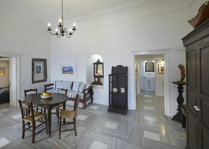 Cori Rigas 4* Fira (Santorini)