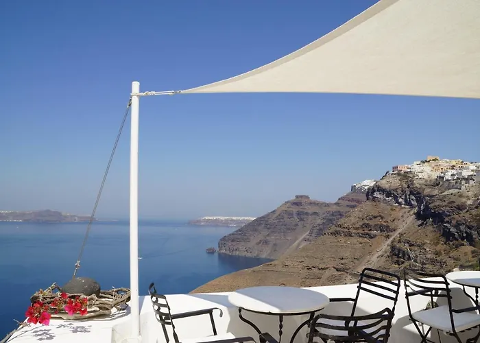 Cori Rigas 4* Fira (Santorini)